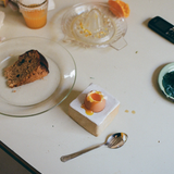 Estudio Vernís Ceramic Egg Cruet