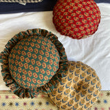The Round Pillow
