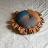 The Round Pillow