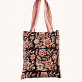 Maggie Horse Single Throw in Tote